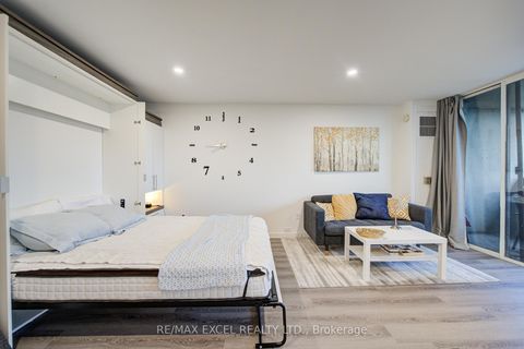 Photo 13 at 1605 - 720 Spadina Avenue, University, Toronto