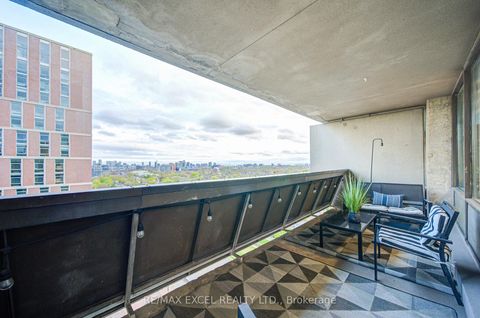 Photo 33 at 1605 - 720 Spadina Avenue, University, Toronto