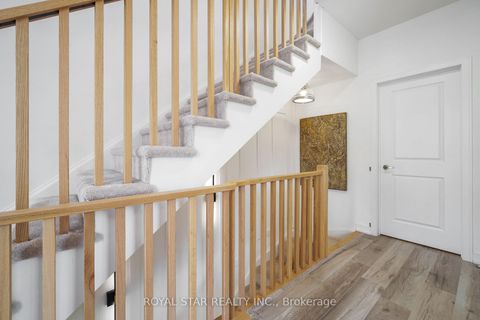 Photo 5 at 13 Red Maple Lane, Shore, Barrie