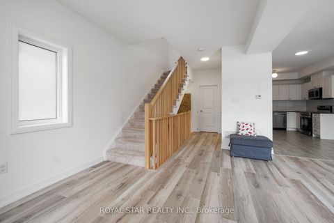 Photo 6 at 13 Red Maple Lane, Shore, Barrie