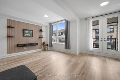 Photo 7 at 13 Red Maple Lane, Shore, Barrie