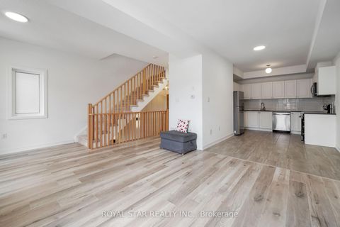 Photo 10 at 13 Red Maple Lane, Shore, Barrie