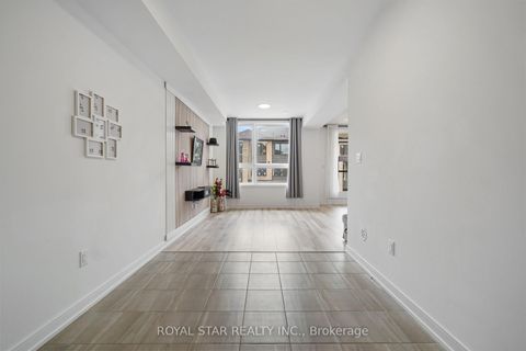 Photo 14 at 13 Red Maple Lane, Shore, Barrie