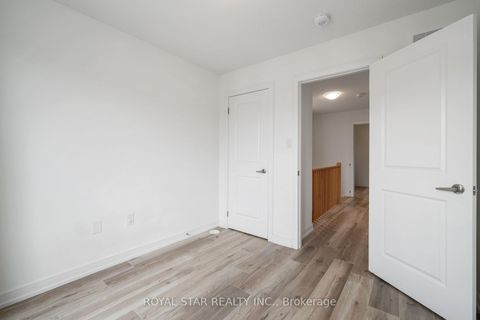 Photo 22 at 13 Red Maple Lane, Shore, Barrie