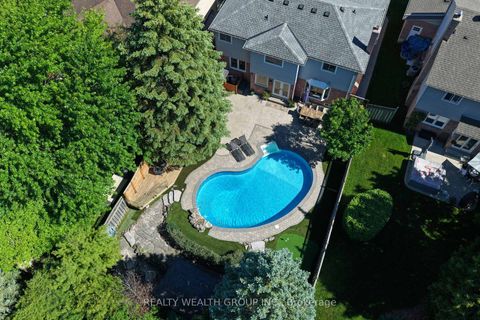 Photo 1 at 51 Haskell Crescent, Aurora Highlands, Aurora