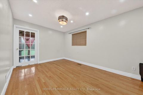 Photo 10 at 42 Nahanni Terrace, Malvern, Toronto