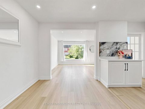 Photo 13 at 53 Bonniewood Road, Ionview, Toronto