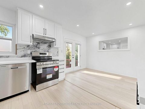 Photo 16 at 53 Bonniewood Road, Ionview, Toronto