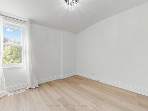 Photo 22 at 53 Bonniewood Road, Ionview, Toronto