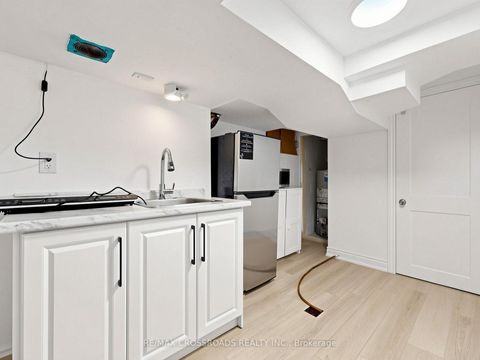 Photo 33 at 53 Bonniewood Road, Ionview, Toronto