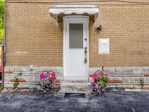 Photo 39 at 53 Bonniewood Road, Ionview, Toronto