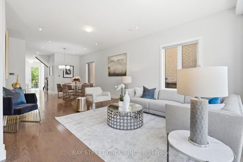 Photo 7 at 16 Farrell Road, Patterson, Vaughan