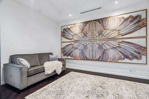 Photo 9 at 6405 - 180 University Avenue, Bay Street Corridor, Toronto