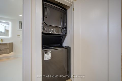Photo 20 at 9 Cartier Crescent, Crosby, Richmond Hill
