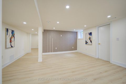Photo 23 at 9 Cartier Crescent, Crosby, Richmond Hill