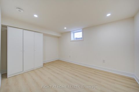 Photo 25 at 9 Cartier Crescent, Crosby, Richmond Hill