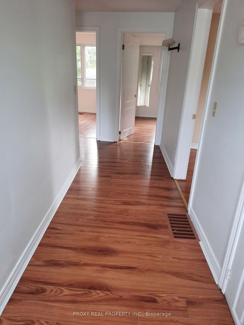 Photo 6 at 205 Maplehurst Avenue E, Willowdale East, Toronto