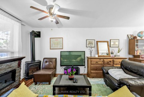 Photo 4 at 82 Muriel Avenue, East York, Toronto