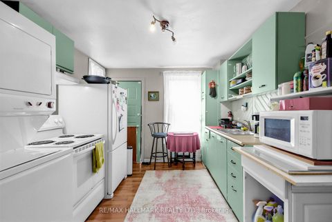 Photo 14 at 82 Muriel Avenue, East York, Toronto