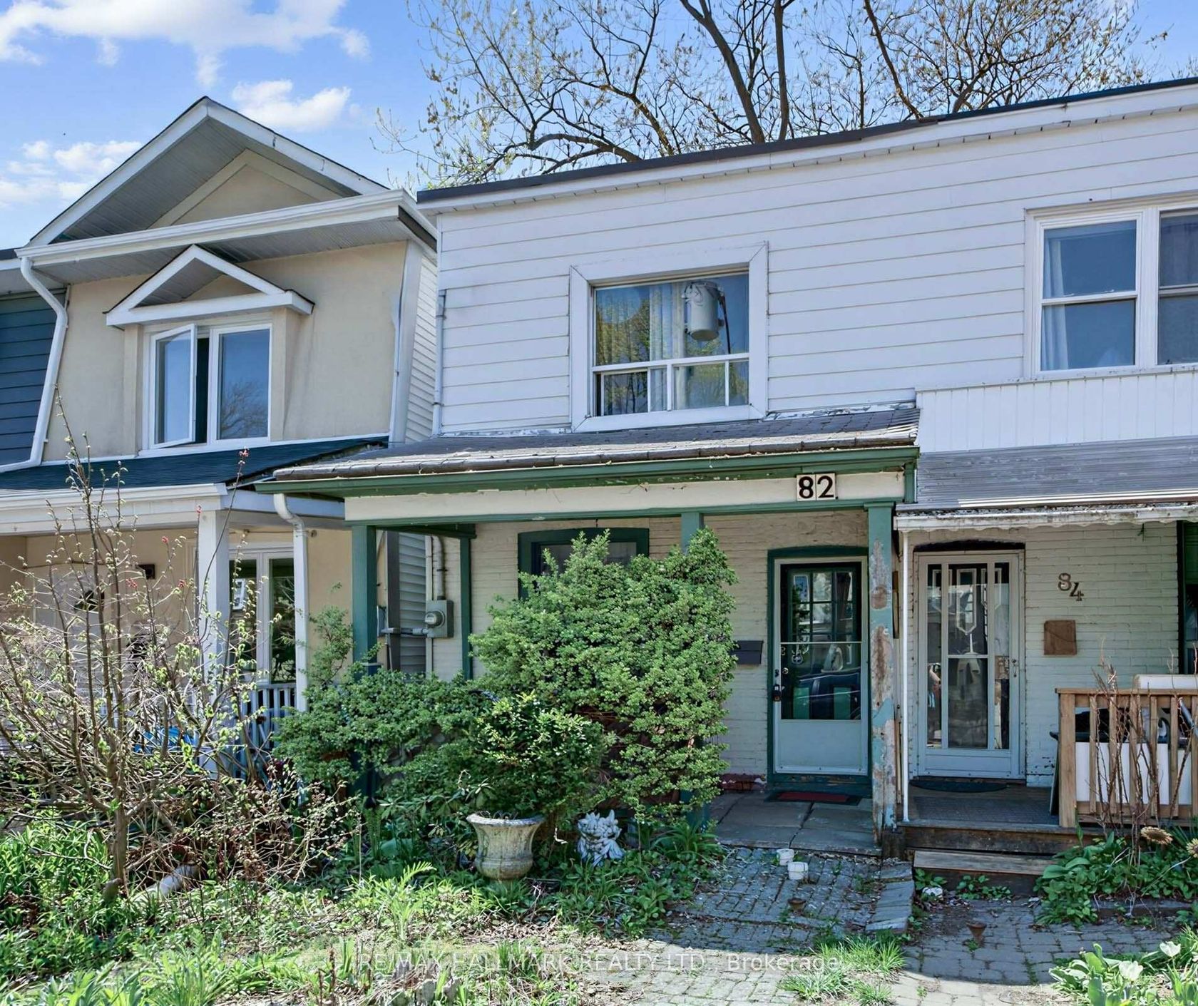 82 Muriel Avenue, East York, Toronto photo number 2