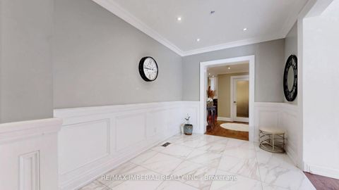 Photo 28 at 35 Waddington Crescent, Don Valley Village, Toronto