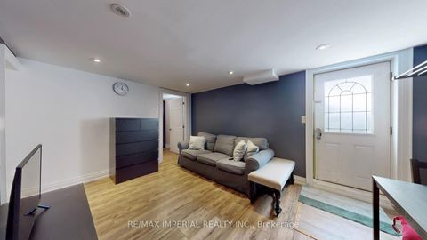 Photo 30 at 35 Waddington Crescent, Don Valley Village, Toronto