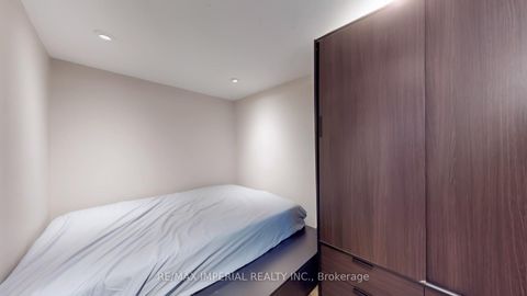 Photo 34 at 35 Waddington Crescent, Don Valley Village, Toronto
