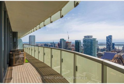 Photo 1 at 4209 - 197 Yonge Street, Yonge Corridor, Toronto