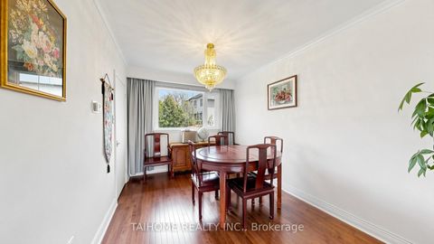 Photo 13 at 72 Bowerbank Drive, Newtonbrook East, Toronto