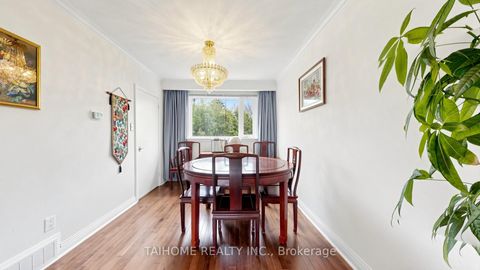 Photo 14 at 72 Bowerbank Drive, Newtonbrook East, Toronto