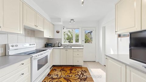 Photo 20 at 72 Bowerbank Drive, Newtonbrook East, Toronto