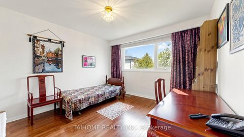 Photo 21 at 72 Bowerbank Drive, Newtonbrook East, Toronto