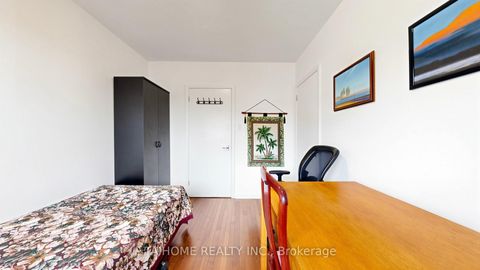 Photo 29 at 72 Bowerbank Drive, Newtonbrook East, Toronto