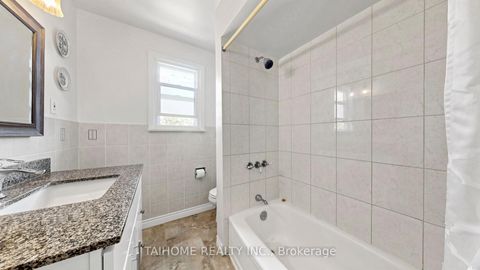 Photo 31 at 72 Bowerbank Drive, Newtonbrook East, Toronto