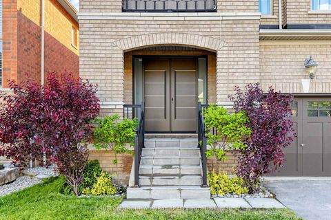 Photo 1 at 16 Cherry Bush Road, Patterson, Vaughan