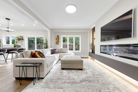 Photo 7 at 16 Cherry Bush Road, Patterson, Vaughan