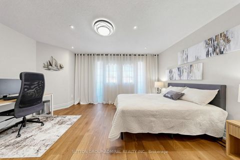 Photo 31 at 16 Cherry Bush Road, Patterson, Vaughan