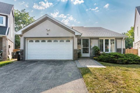Photo 0 at 16 Ackrow Court, West Deane, Toronto