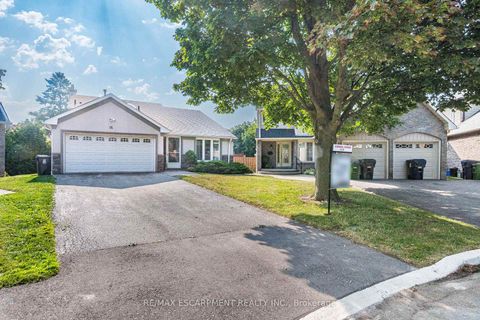 Photo 29 at 16 Ackrow Court, West Deane, Toronto