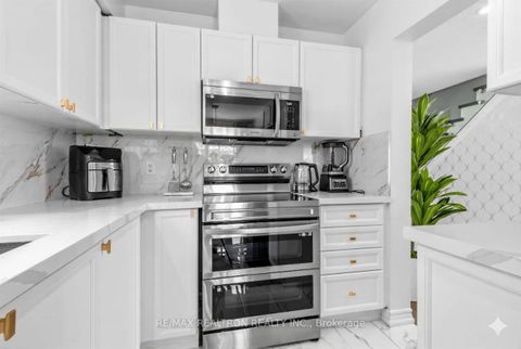 Photo 6 at 20 Majesty Boulevard, Shore, Barrie