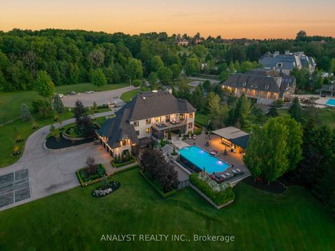 Photo 2 at 76 Scotch Valley Drive, King City, King