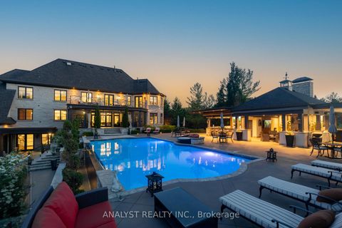 Photo 4 at 76 Scotch Valley Drive, King City, King
