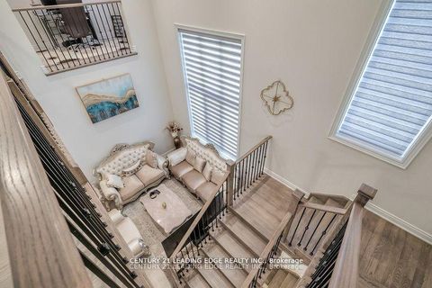 Photo 22 at 77 Terravista Crescent, Vellore Village, Vaughan