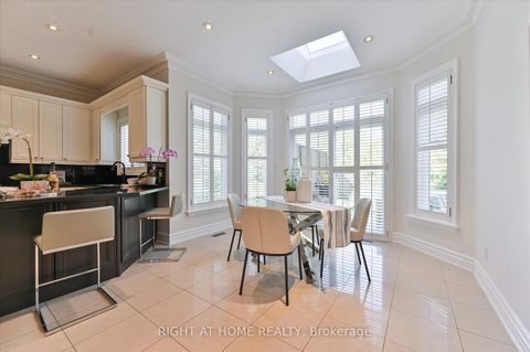 Photo 13 at 154 Charlton Boulevard, Newtonbrook West, Toronto