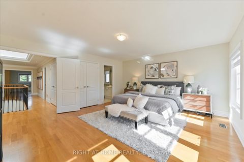 Photo 30 at 154 Charlton Boulevard, Newtonbrook West, Toronto