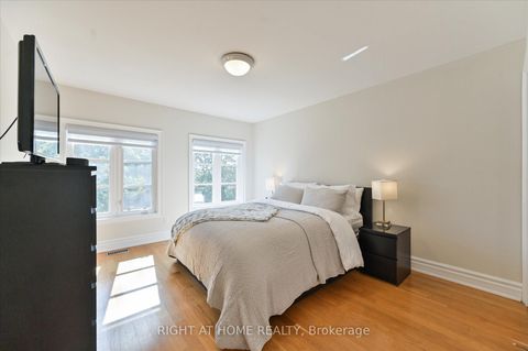 Photo 35 at 154 Charlton Boulevard, Newtonbrook West, Toronto