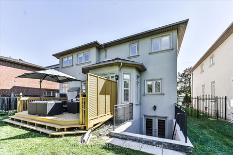 Photo 46 at 154 Charlton Boulevard, Newtonbrook West, Toronto