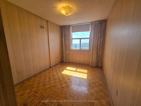 Photo 5 at 802 - 205 Hilda Avenue, Newtonbrook West, Toronto