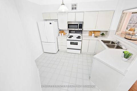 Photo 8 at 440 - 22 Southport Street, Swansea, Toronto