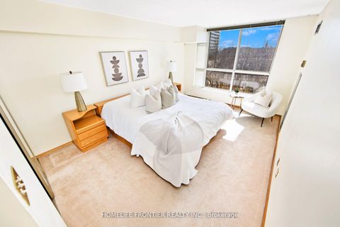 Photo 9 at 440 - 22 Southport Street, Swansea, Toronto